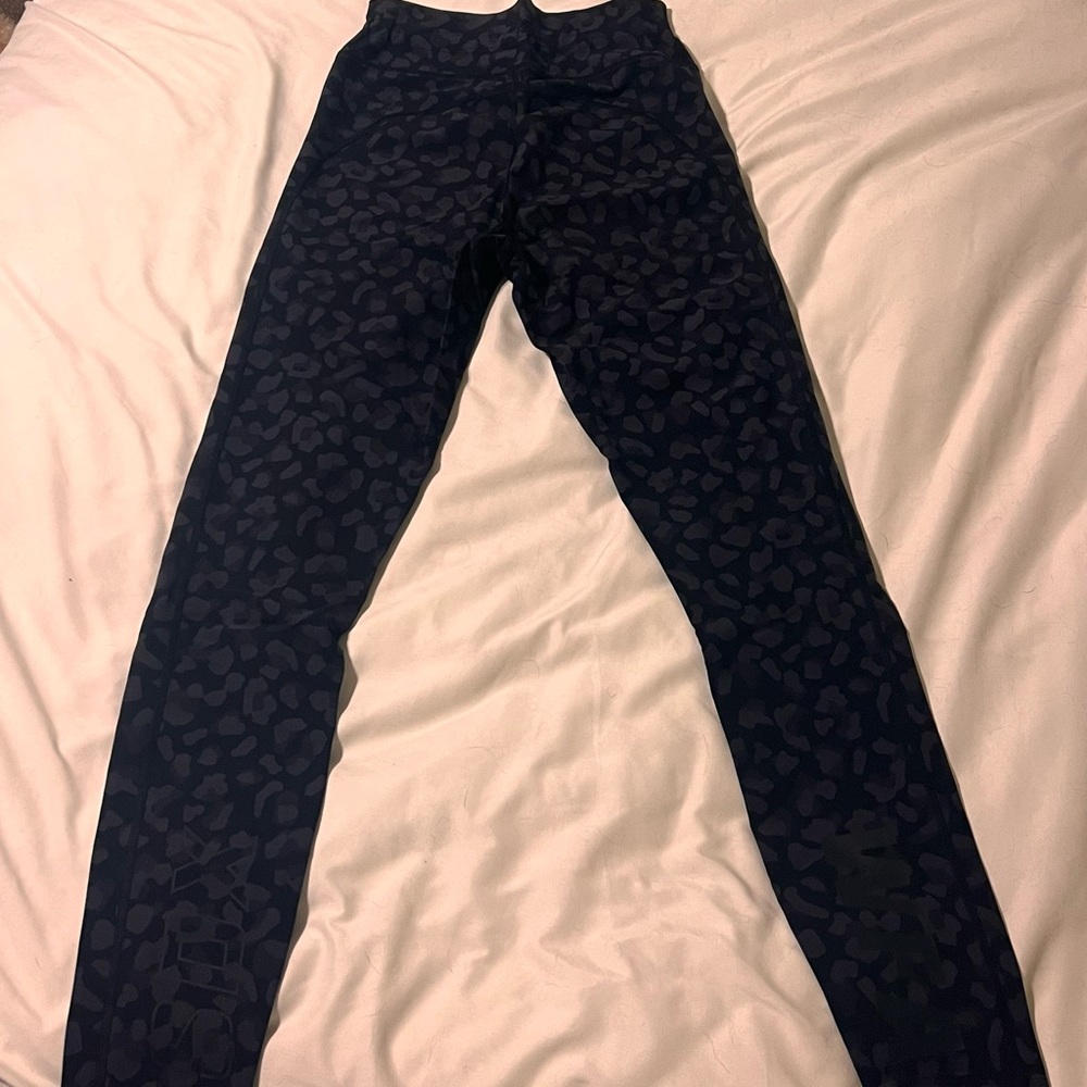 White fox boutique Sarah’s day leggings